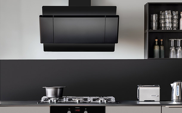 ASPIRATOR&Euml;T: ATMOSFER&Euml; E MIR&Euml; N&Euml; KUZHIN&Euml;